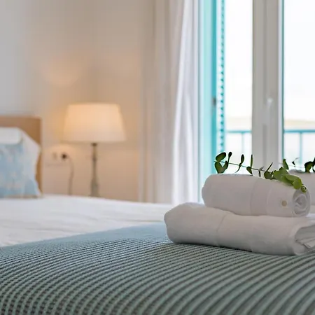 Apartman Quiet And Elegant With Terrace And Pool *